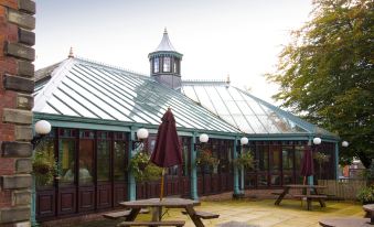 Premier Inn Stockport Central - Housity
