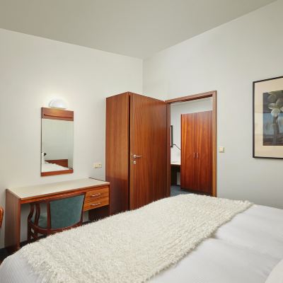 Suite Hotel Klaustur Promo Code