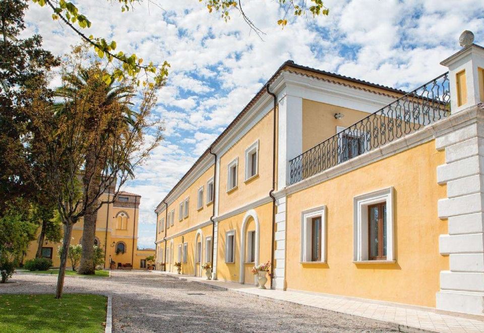 Villa Fiorita - Housity