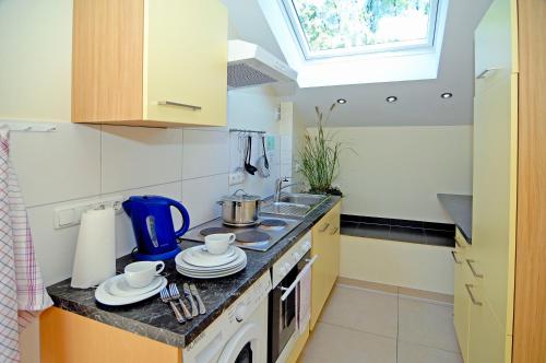 带阳台的两卧室公寓