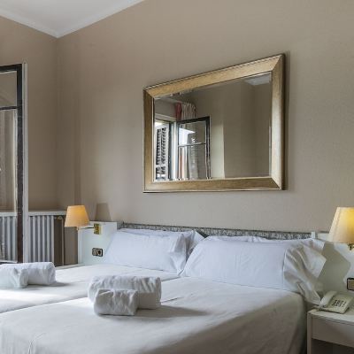 Double or Twin Room with Terrace Hotel El Castell Promo Code