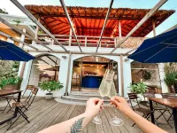 Saravoan-Kep Hotel