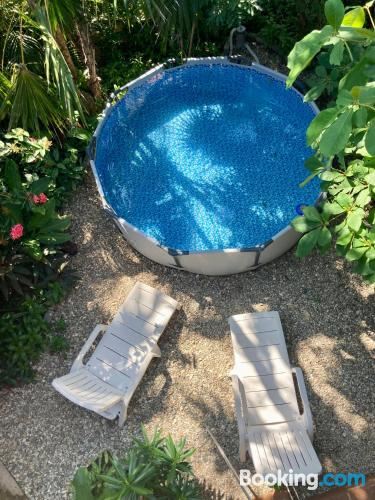 带共用浴室的园景双人间