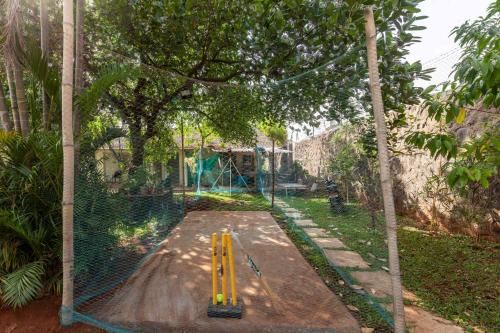 带私人泳池的三卧别墅