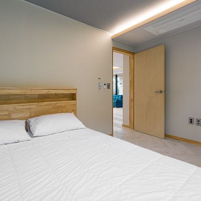 101, 102 Deluxe (Public Pool) Cheongdo Casa Loma Pool Villa 쿠폰