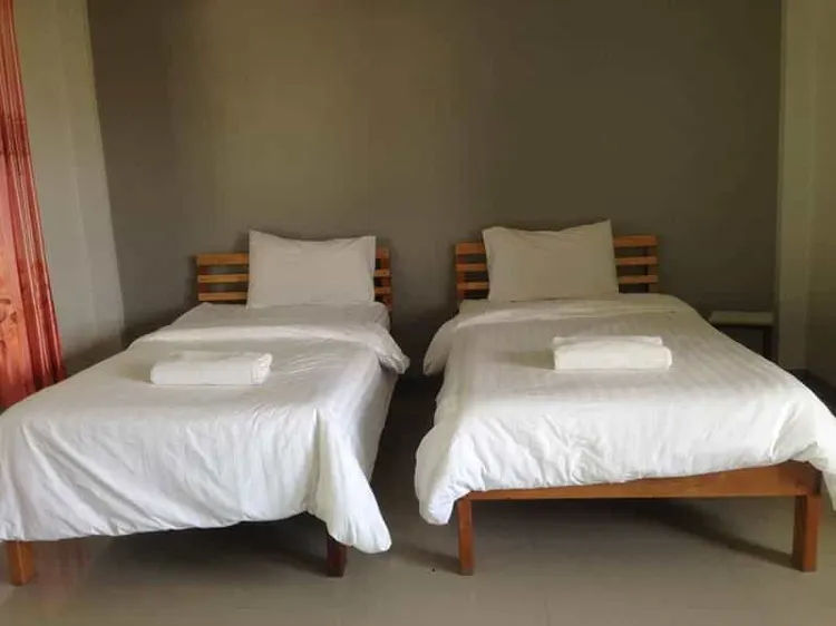 Standard Twin Room (Building)