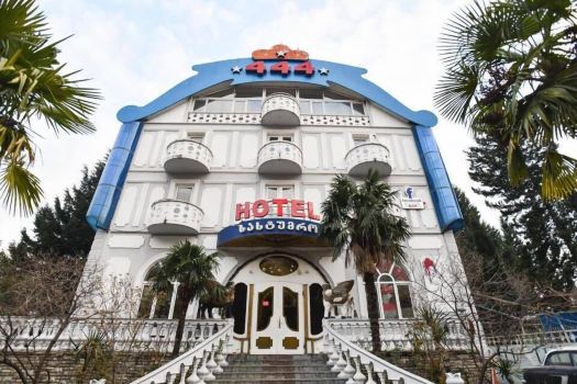 Hotel444
