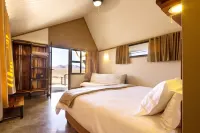Desert Quiver Camp Hotels in 