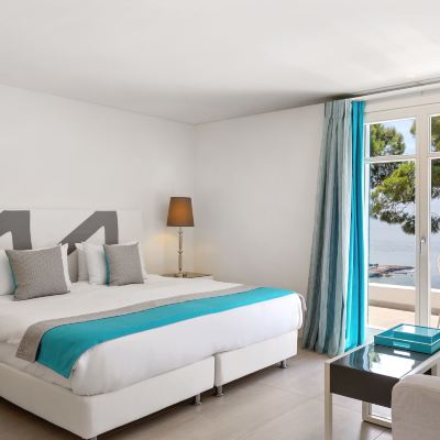 Deluxe Room Marpunta Resort Promo Code
