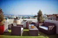 Hotel Loui Talpiot