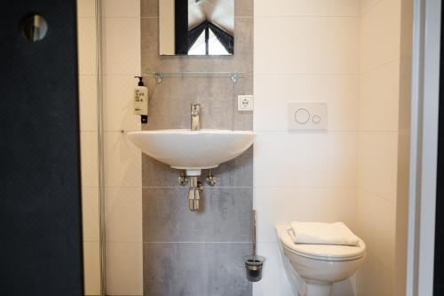 双人房（带独立浴室）