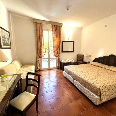 Superior Triple Room With Balcony Hotel Clelia Promo Code