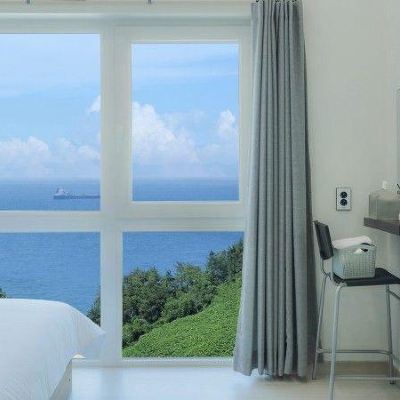 오션 뷰 룸 203 남해 어느날펜션 쿠폰