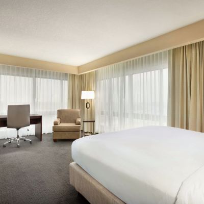 Corner King Room DoubleTree by Hilton Orlando Downtown Promo Code