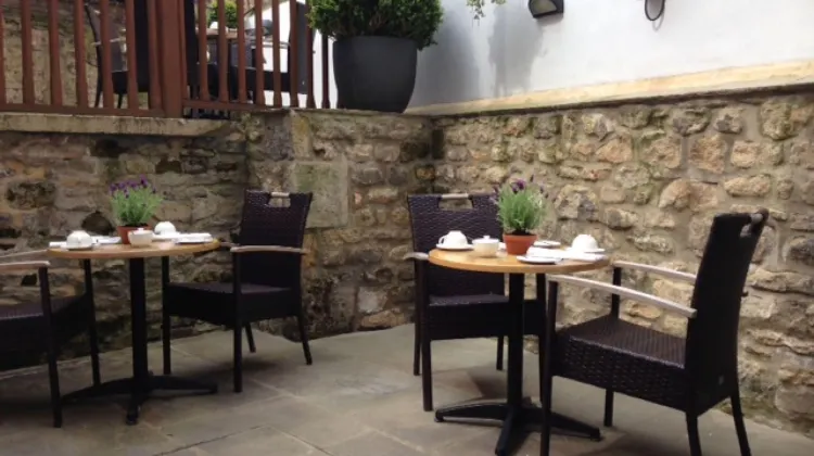 バンブラ ハウス ホテル 食事・レストラン