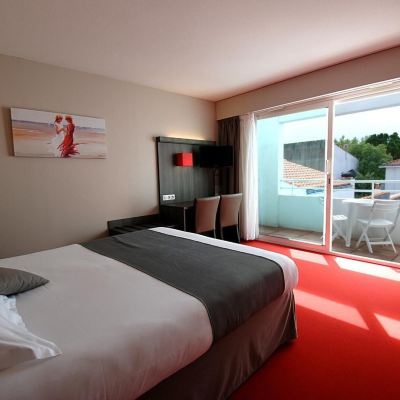 Standard Double Room with Balcony Le Robinson Promo Code