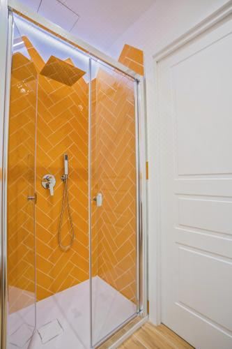 侧面海景豪华双人房