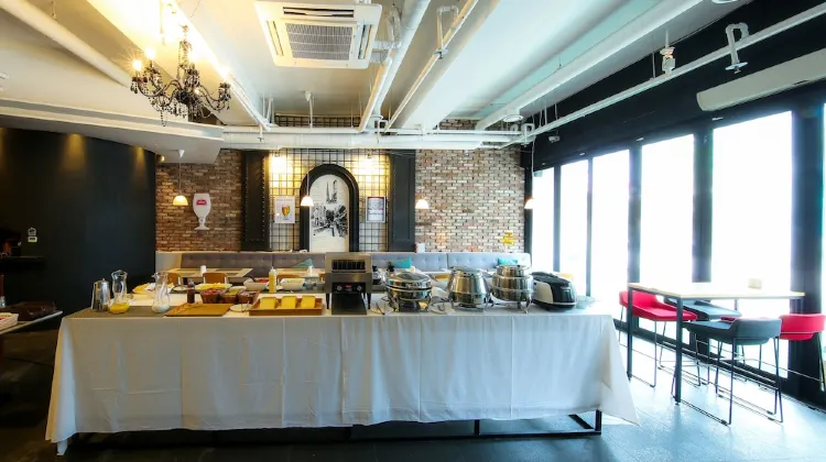 BOLTON HOTEL 食事・レストラン