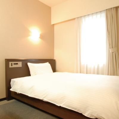 Deluxe Double Room with One Double Bed-Smoking