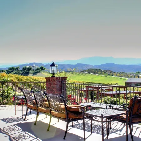 Embassy Suites by Hilton Temecula Valley Wine Country