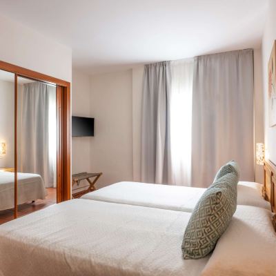 Bungalow (3 Adults + 1 Child) GF Isabel Promo Code