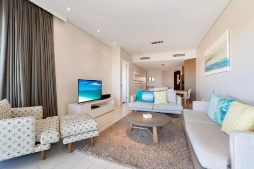 Wave Culture 1204 Beach Bliss - Apartment with Complex Pool & Spa Holiday Home