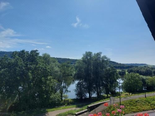 Ferienwohnungen Zum Niederberg Apartment With Balcony