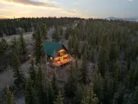 Horseshoe Hideaway with Sunset Views