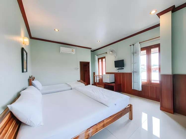 ห้องดีลักซ์ สำหรับสามท่าน