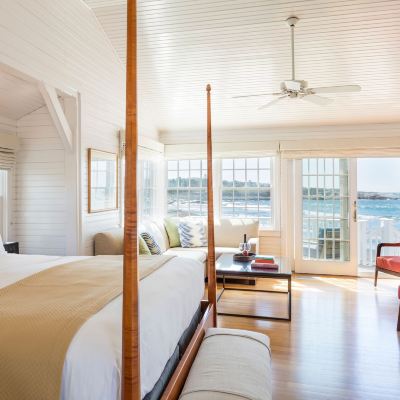 Superior Beach House Castle Hill Inn Promo Code