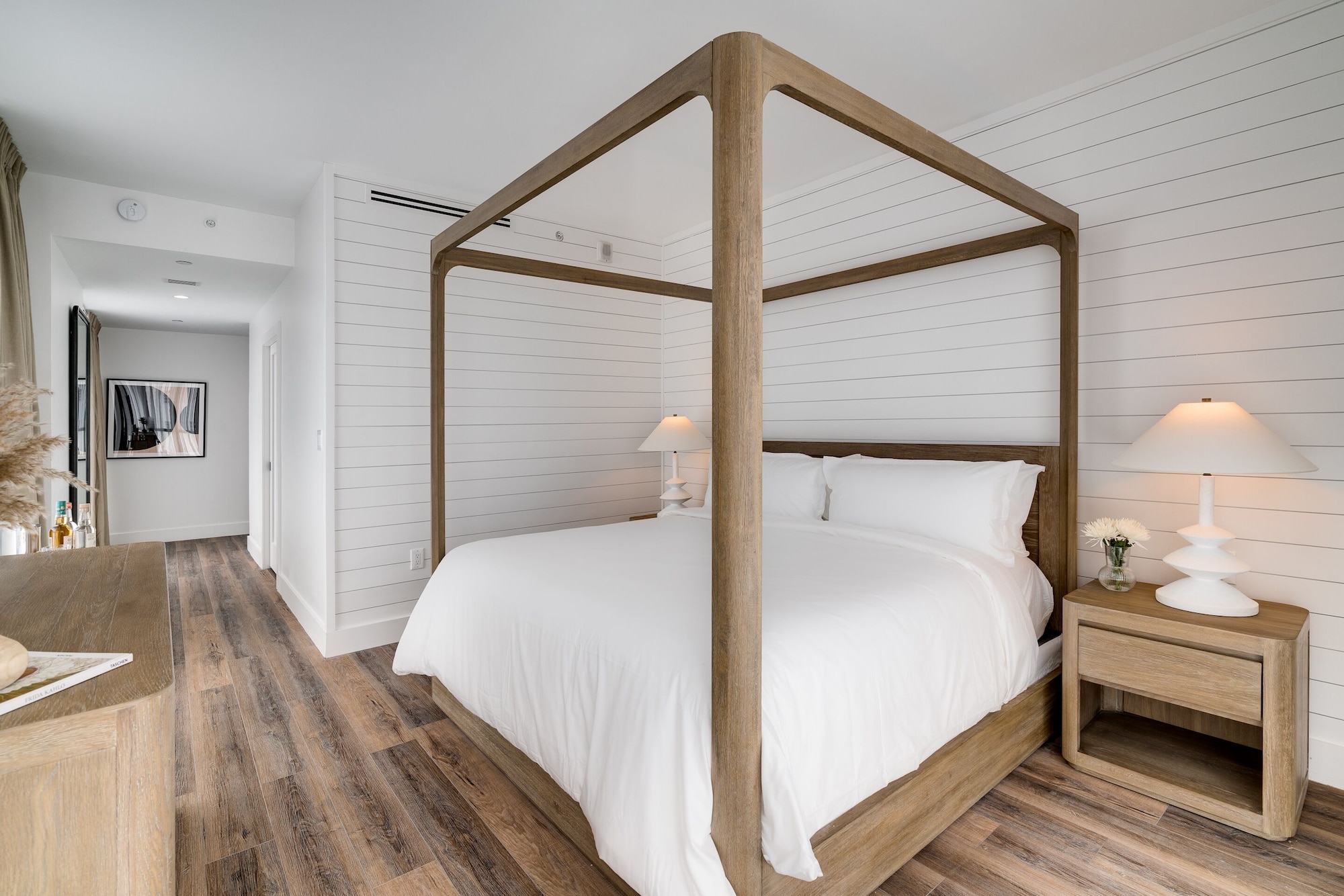 豪华卧室特大床顶层