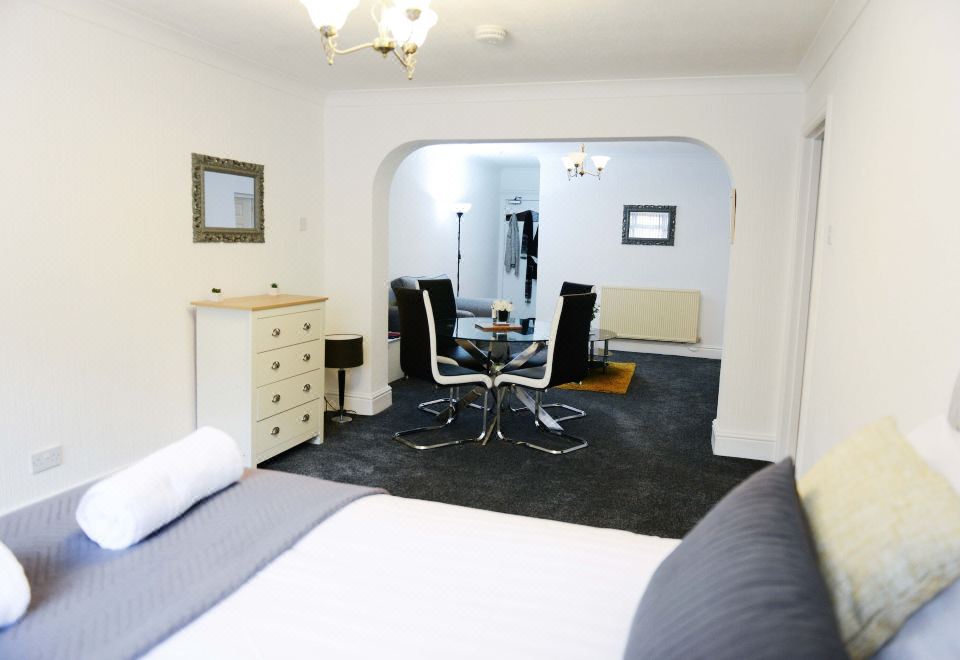 豪华公寓（底楼，带私人浴室）