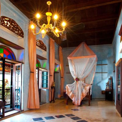 Room (Belle) Emerson Spice Hotel Promo Code