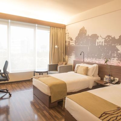 Superior Room City View Twin Bed with Happy Hours (1+1) on Selected Brands Vivanta Kolkata EM Bypass Promo Code