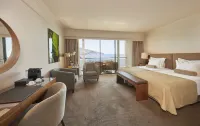 The Cliff Bay - PortoBay