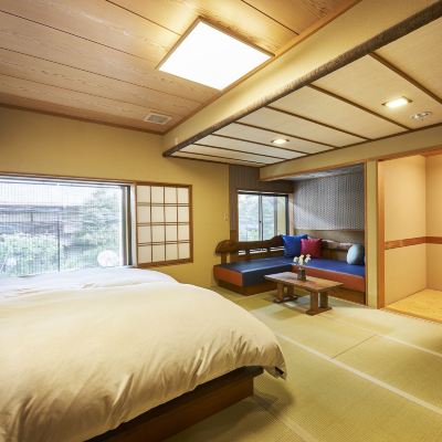 Japanese-Style Twin Room With Private Indoor Hot Spring 豊島屋 クーポン