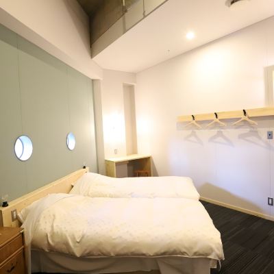 高級雙人房【7-12歲孩童2000日元，0-6歲孩童免費（使用現有床鋪）】 托馬民宿優惠