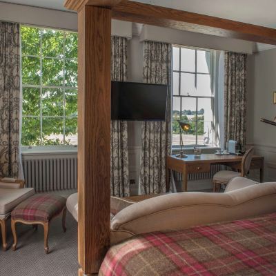 Signature Suite De Vere Wokefield Estate Promo Code