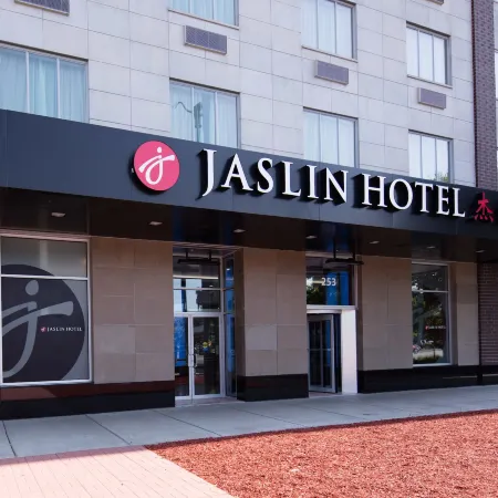 Jaslin Hotel