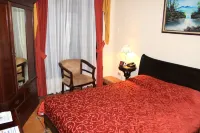 Sportsmens Lodge Hotels in 