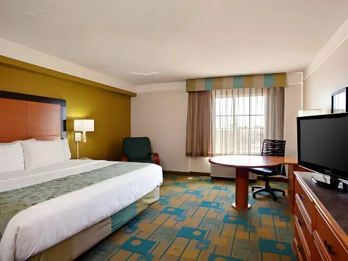 La Quinta Inn & Suites by Wyndham Phoenix Chandler