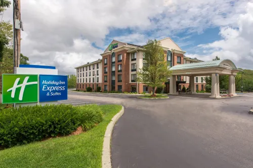 Holiday Inn Express & Suites AUBURN by IHG