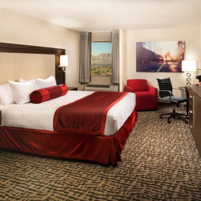 精英特大床房 雲霄塔娛樂場度假酒店,貝斯特韋斯特至尊精選優惠