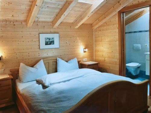 Ratzeshof Three-Bedroom Apartment