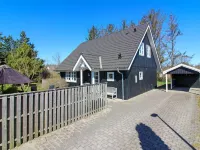 "Othelia" - 1.8km from the Sea Hotels in Bindslev