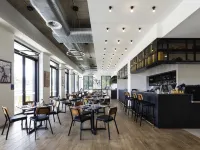 Mantra MacArthur Hotel