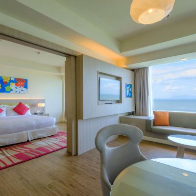 Suite Superior dengan Pemandangan Laut Kupon Mercure Penang Beach Hotel (PenangFightCovid-19 Certified)