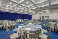 CHN Hotel Monterrey Norte, Trademark Collection by Wyndham