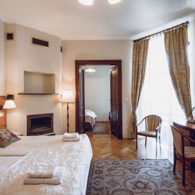 標準四人房， 2 間卧室 巴斯統瓦公寓式酒店優惠