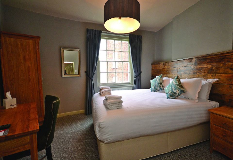 舒适公寓， 2 间卧室， 厨房